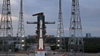 விண்ணில் சீறிப்பாய்ந்த GSLV-F17 ராக்கெட்.. சிறப்புகள் என்ன?...