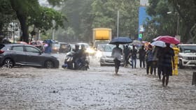 மதுரை உள்ளிட்ட 3 மாவட்டங்களில் இன்று கனமழை கொட்டும்!!...
