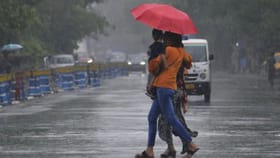 Tamil Nadu Rains: தமிழகத்தில் இன்று 16 மாவட்டங்களில் மழை கொட்டித்தீர்க்கும்.. வானிலை மையம் கொடுத்த எச்சரிக்கை!!...