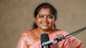 வெறும் ரூ.100-ல் தொடங்கிய தொழில்.. ஆண்டுக்கு ரூ.2 கோடி வருமானம்.. சிறு தொழில் மூலம் சாதித்து காட்டிய இளவரசி! வெறும் ரூ.100-ல் தொடங்கிய தொழில்.. ஆண்டுக்கு ரூ.2 கோடி வருமானம்.. சிறு தொழில் மூலம் சாதித்து காட்டிய இளவரசி!