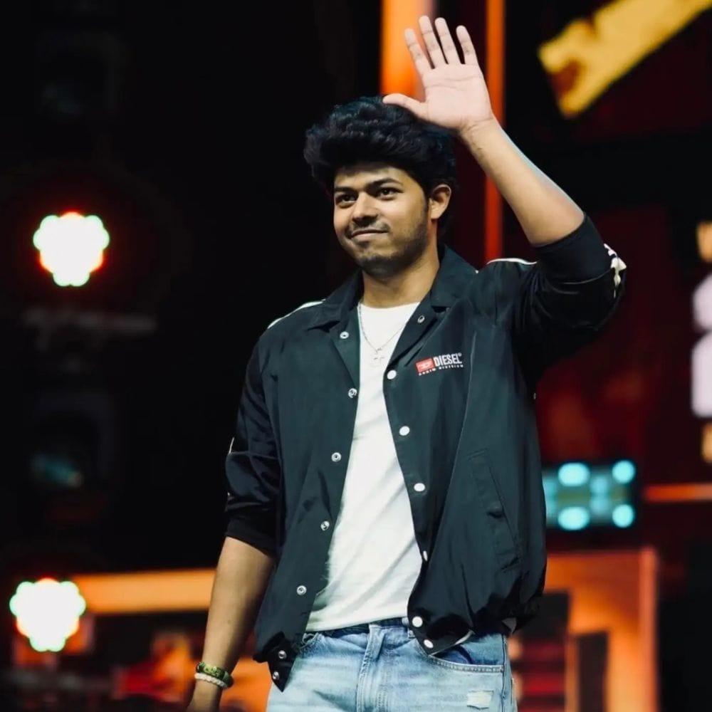 ஜேசன் சஞ்சய் மற்றும் சந்தீப் கிஷன் கூட்டணியில் உருவாகியுள்ள இந்த திரைப்படமானது மிகவும் பிரம்மாண்டமாக தயாராகியுள்ளது. வரும் 2026ம் ஆண்டு அக்டோபர் 2ம் தேதியில் உலகமெங்கும் வெளியாகிறது.