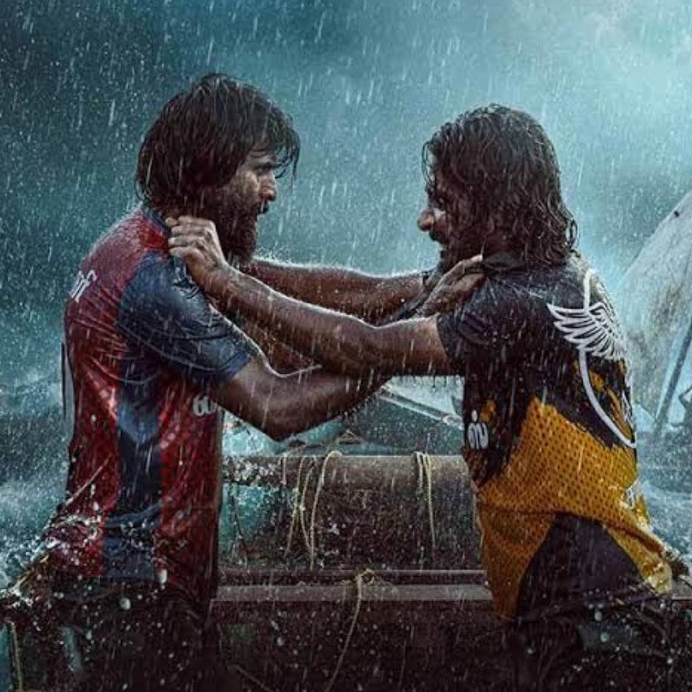 மேலும் இந்தப் படம் திரையரங்குகளில் வெளியானதில் இருந்து தொடர்ந்து ரசிகர்கள் மட்டும் இன்றி பிரபலங்கள் பலரும் வாழ்த்தி வருகின்றனர். அந்த வகையில் நடிகர் ரஜினிகாந்த் மண்டாட்டி படத்தைப் பார்த்துவிட்டு நடிகர் சூரிக்கு கால் செய்து பாராட்டியுள்ளார். அது தொடர்பான செய்திகளும் வைரலாகி வருகின்றது.