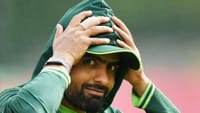 பாக் கிரிக்கெட்டில் அடிக்கும் புயல்.. இப்படியுமா நடக்கும்?...