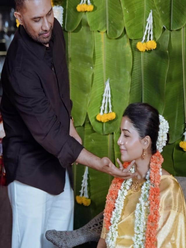 கோலாகலமாக நடந்தது சமந்தாவின் வலைகாப்பு நிக்ழச்சி - வைரலாகும் போட்டோஸ்!