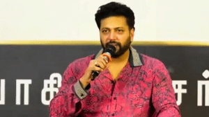 கொடியை கொடுங்கள் கோட்டையை பிடிப்போம் – ரவி மோகன் ரசிகர் மன்ற விழாவில் பரபரப்பு கொடியை கொடுங்கள் கோட்டையை பிடிப்போம் – ரவி மோகன் ரசிகர் மன்ற விழாவில் பரபரப்பு