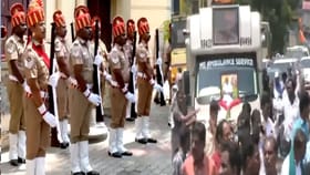 “அன்புத் தாய்மார்களே”.. அரசு மரியாதையுடன் சாலமன் பாப்பையா உடல் தகனம்!...