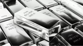 Silver : மந்த நிலையில் வெள்ளி.. விலை குறைந்து முதலீடு செய்வதில் தயக்கம்.. காரணம் என்ன?...
