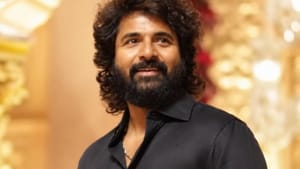 சிவகார்த்திகேயனின் நியூ லுக் இணையத்தில் வைரலாகி வருகின்றது சிவகார்த்திகேயனின் நியூ லுக் இணையத்தில் வைரலாகி வருகின்றது