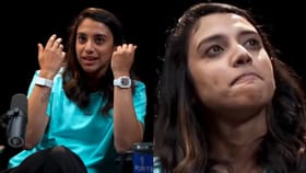 Smriti Mandhana: தொகுப்பாளர் கேட்ட கேள்வி.. குளமாகிய கண்கள்.. வலிகளை மறைத்த ஸ்மிருதி மந்தனா!...