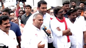 16-வது நாளாகத் தொடரும் தூய்மைப் பணியாளர்கள் போராட்டம்.. களத்தில் இறங்கிய அமைச்சர்கள்.. கொடுத்த நேரடி வாக்குறுதி!!...