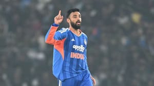 IND vs AFG: வந்தவுடன் மீண்டும் காயம்.. ஆப்கானிஸ்தான் தொடரில் விலகும் வருண் சக்கரவர்த்தி! IND vs AFG: வந்தவுடன் மீண்டும் காயம்.. ஆப்கானிஸ்தான் தொடரில் விலகும் வருண் சக்கரவர்த்தி!