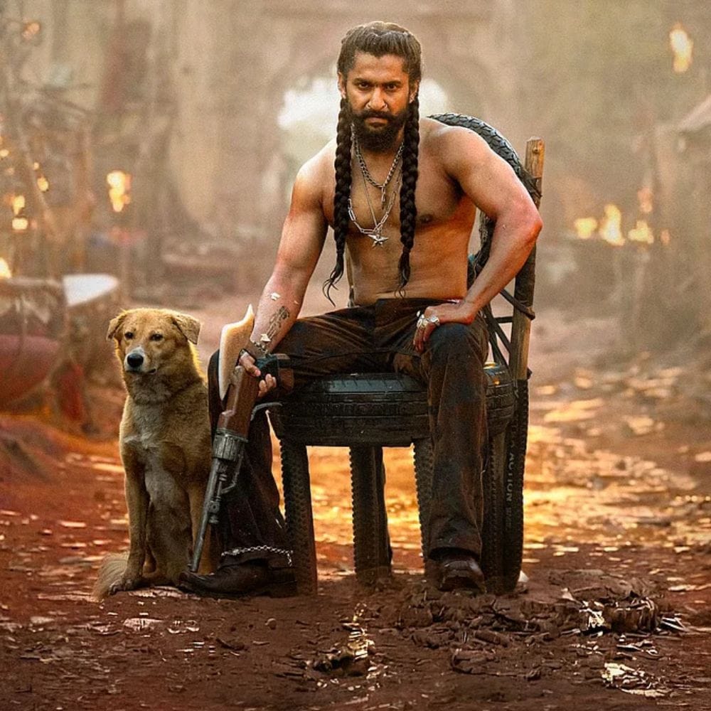 தெலுங்கு சினிமாவில் உச்ச நடிகர்களில் ஒருவராக வலம் வருபவர் நடிகர் நானி. இவரது நடிப்பில் மிகப்பெரிய பொருட் செலவில் சமீபத்தில் வெளியானது தி பாரடைஸ் படம். இந்தப் படம் திரையரங்குகளில் எதிர்பார்த்த வெற்றியைப் பெறவில்லை. இந்த நிலையில் தி பாரடைஸ் படம் தற்போது நெட்ஃபிளிக்ஸ் ஓடிடியில் காணக் கிடைக்கின்றது.