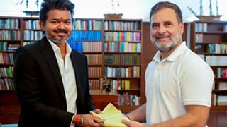 முதல்வர் விஜய்யுடன் ராகுல் காந்தி திடீர் சந்திப்பு.. கூட்டணி தலைவர்கள் பங்கேற்கவில்லை.. பின்னணி என்ன!
