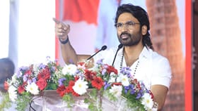 கோவையில் ரகசியமாக நடைபெற்ற தனுஷ் ரசிகர் மன்ற நிர்வாகிகள் கூட்டம்!...