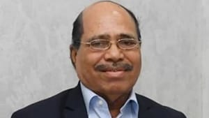 சிங்கப்பூர் செல்ல முயன்ற ஜெம் வீரமணியின் மகள் – விமான நிலையத்தில் தடுத்து நிறுத்தம் சிங்கப்பூர் செல்ல முயன்ற ஜெம் வீரமணியின் மகள் – விமான நிலையத்தில் தடுத்து நிறுத்தம்