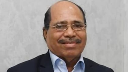 சிங்கப்பூர் செல்ல முயன்ற ஜெம் வீரமணியின் மகள் - பரபரப்பு தகவல்