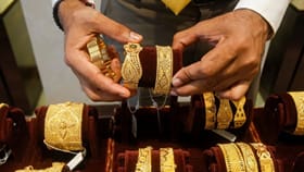 மீண்டும் சரிந்த தங்கம் விலை - ரூ.13,000-க்கு கீழ் செல்லுமா?...