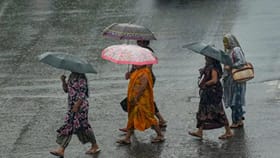 தமிழகத்தில் நாளை இந்த 9 மாவட்டங்களில் கனமழை எச்சரிக்கை...