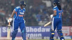 India vs Zimbabwe Women 1st T20 : தீப்தி, பிரசாத் நிதான ஆட்டம்.. இந்திய மகளிர் அணி வெற்றி!...