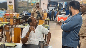 பெருந்துறை உணவகத்தில் அமைச்சர் விஜய் தமிழன் பார்த்திபன் ஆய்வு...