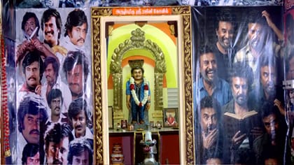 ரஜினி கோவிலில் விசித்திர நவராத்திரி கொலு!