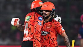 கேப்டன்ஷி கிடைக்காத அதிருப்தி.. SRH-ல் இருந்து விலகும் அபிஷேக்?...