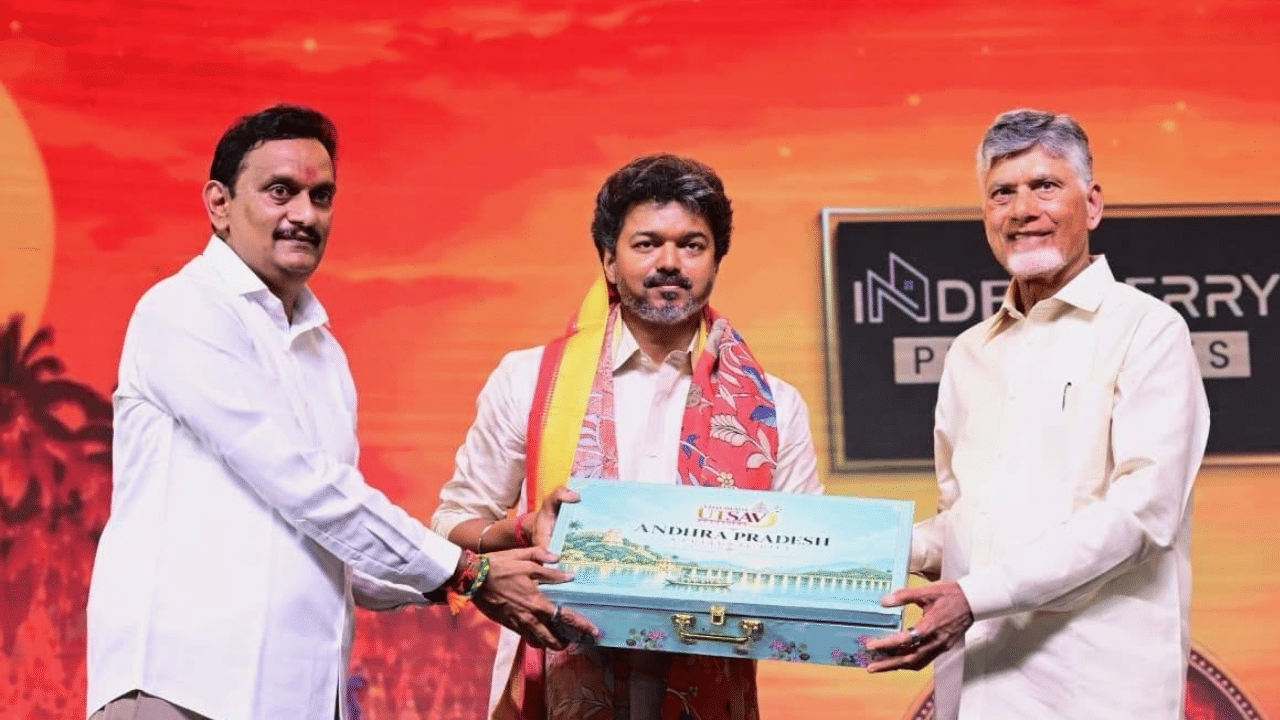 நதிகள் இணைப்பு குறித்து ஆலோசிக்கவே விஜயவாடா வந்தேன் – முதல்வர் விஜய்! நதிகள் இணைப்பு குறித்து ஆலோசிக்கவே விஜயவாடா வந்தேன் – முதல்வர் விஜய்!