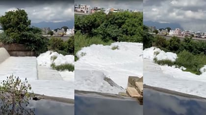 கோவையில் காற்றில் பறந்து வீடுகளுக்குள் பரவும் ரசாயன நுரை